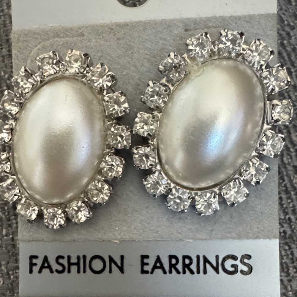 Elegant Silver Fashion Earrings